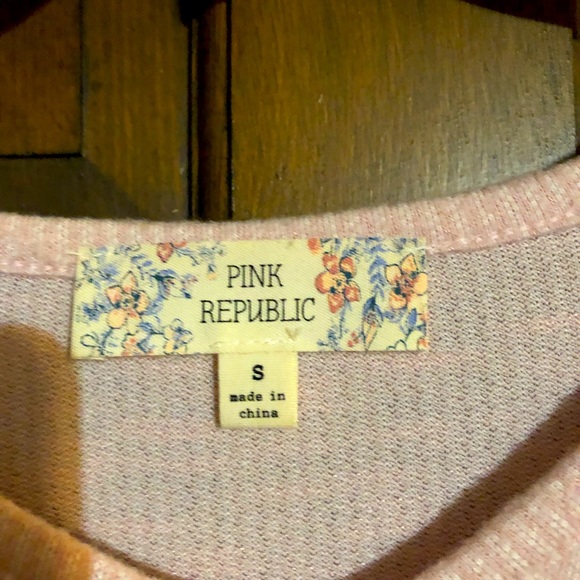 Super soft long sleeve sweater - Picture 3 of 3